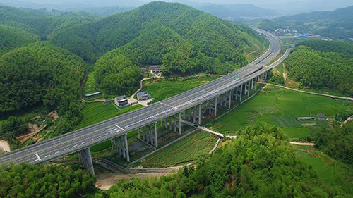 龙浦高速公路LP02标东音口桥